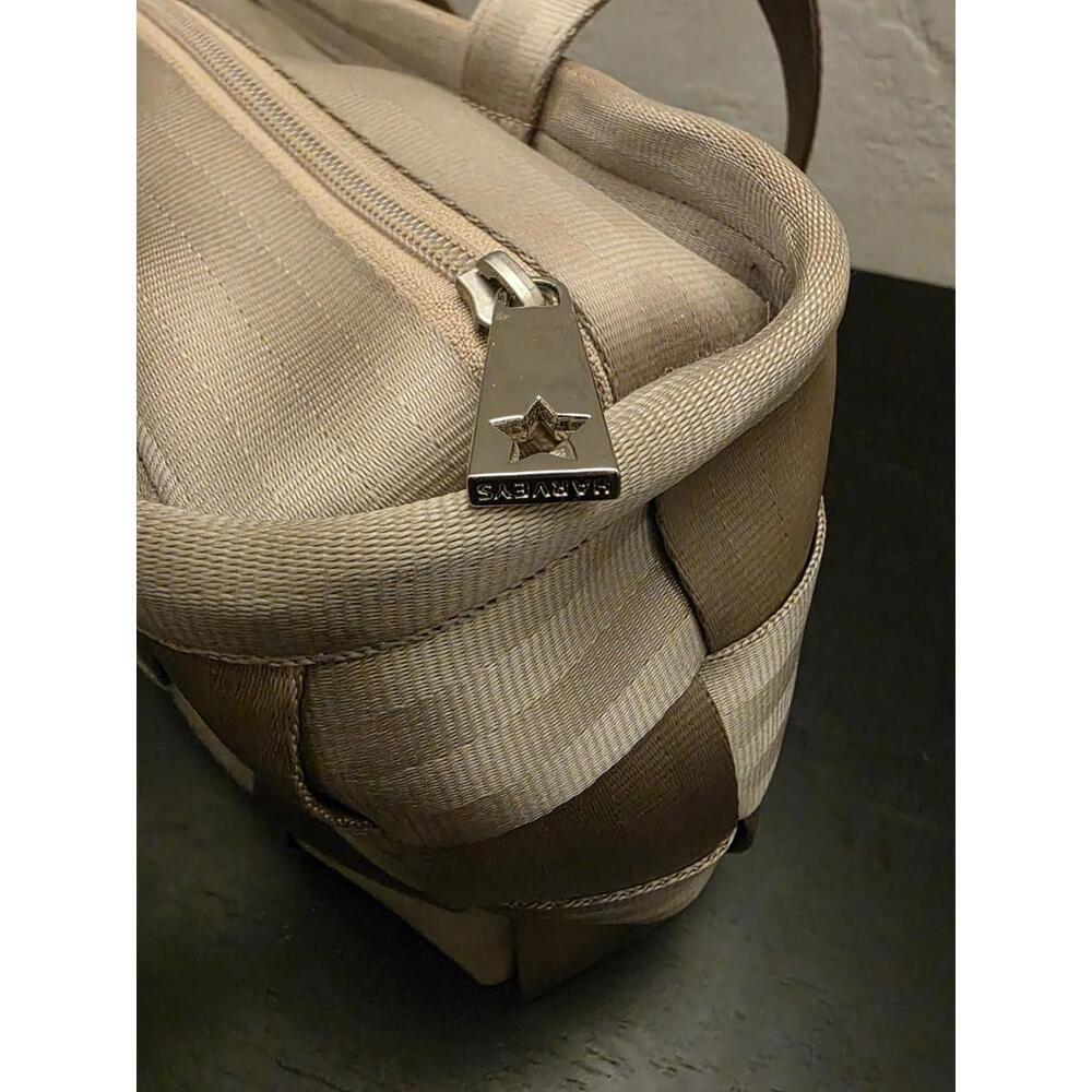 Harvey's Seatbelt Bag Purse Rare Color - Picture 9 of 9